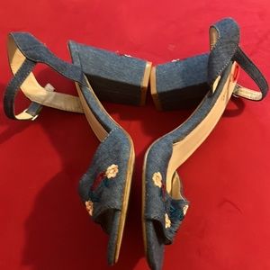 Denim embroidered sandals